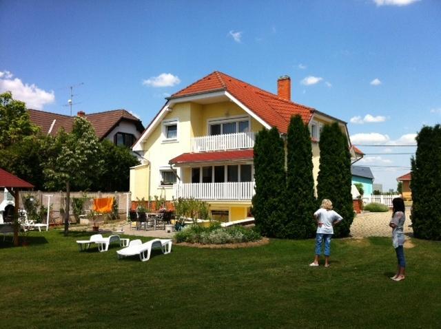 Gyoergyi Haus Hotel Bük Exterior foto